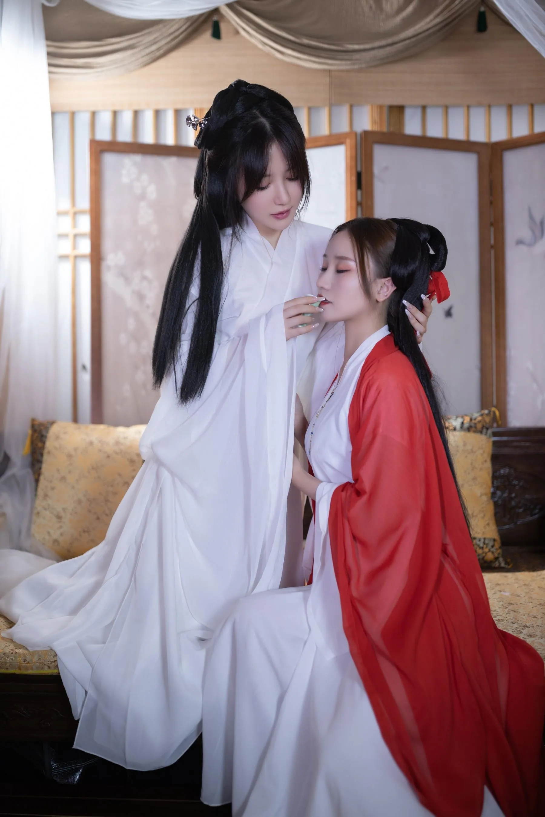 NO.0028 秀人名模鱼子酱Fish内部私购未上架《双女古装剧情》写真 [67P]插图8